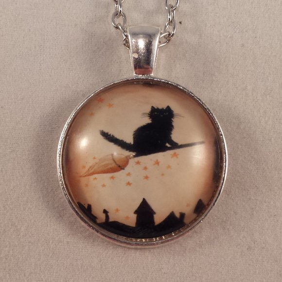 Kristy's Jewels Jewelry Silver Black Cat Cabochon Pendant Chain